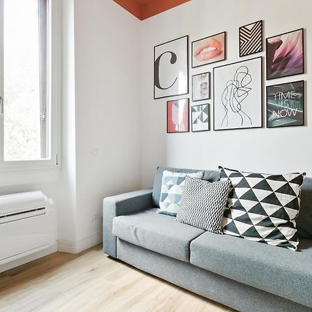 Modern And Cozy Apt In Porta Romana Milão Exterior foto
