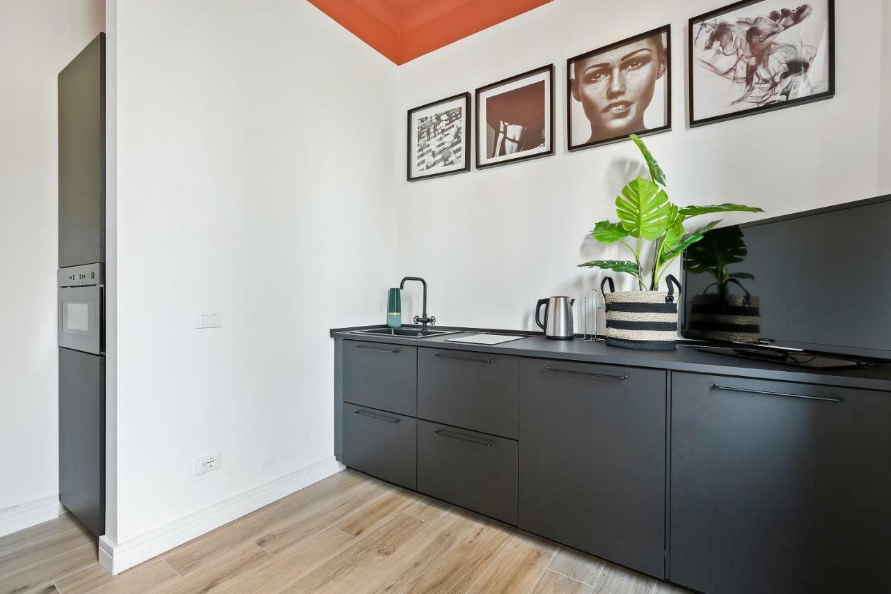 Modern And Cozy Apt In Porta Romana Milão Exterior foto